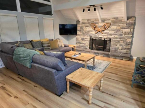 Modern Waynesville Cabin Getaway